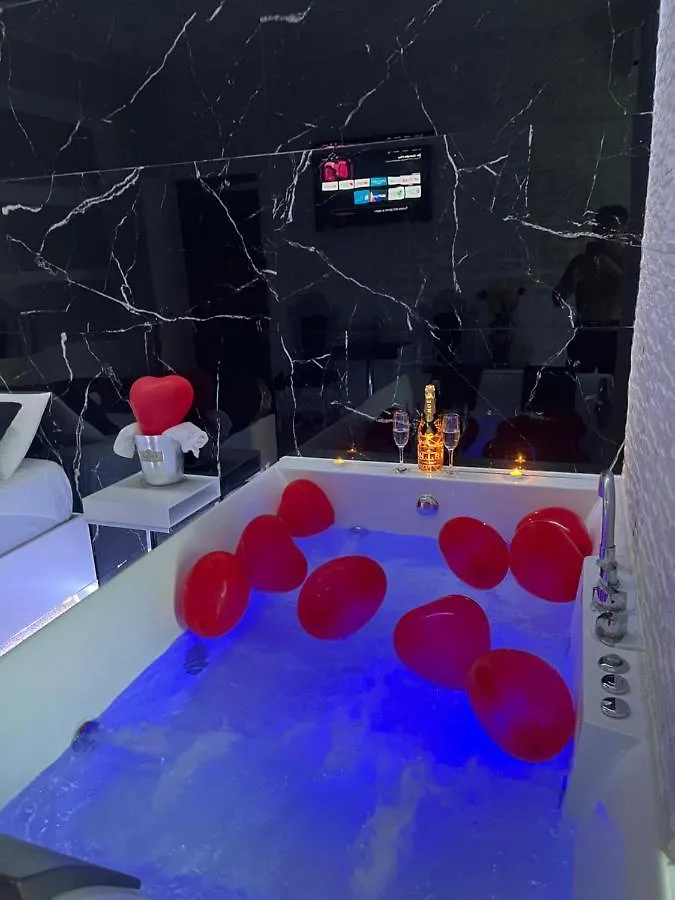 Roma Suite Idromassaggio
